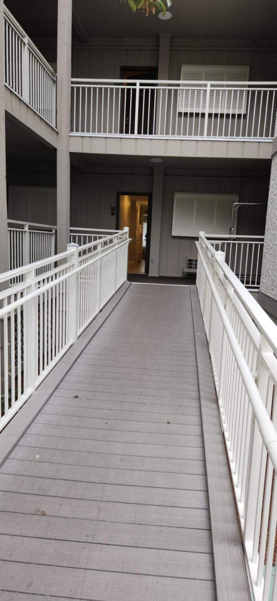 Ocean Dunes Villas #111, Beach Condo In Coligny Beach, 43 S Forest Beach Dr, Hilton Head Sc, Oceanfront Condo, Heated Pool, By Vacation Rental Hhi ヒルトンヘッドアイランド エクステリア 写真